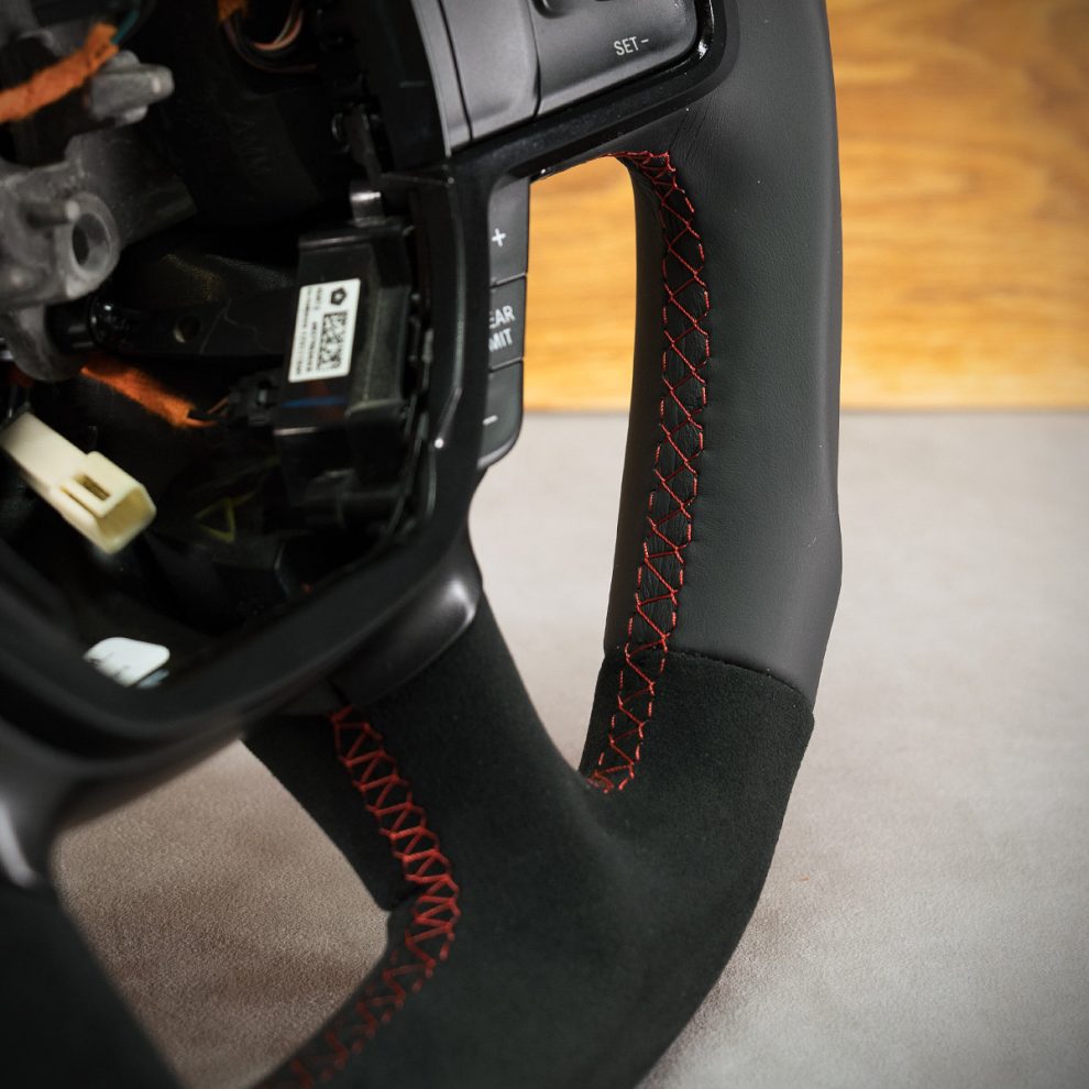 Modyfikacja i obszycie kierownicy RAM 1500