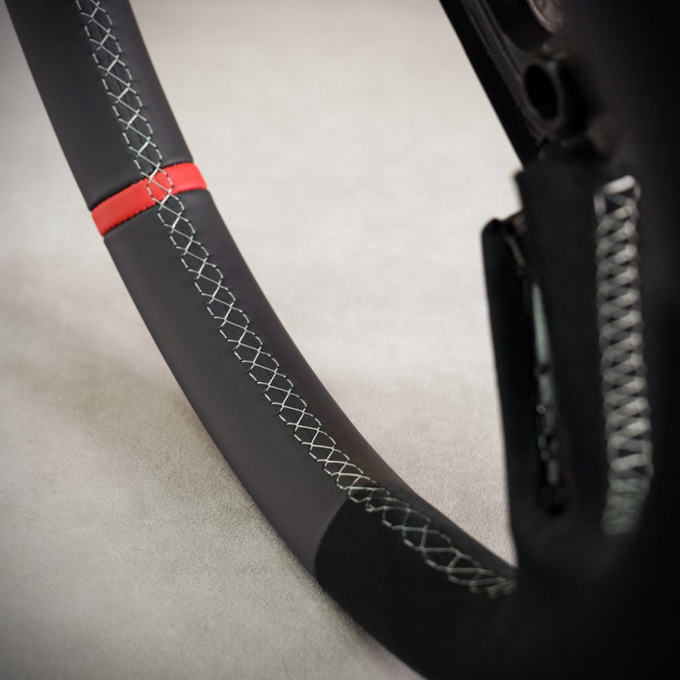 Obszycie kierownicy Audi Q8