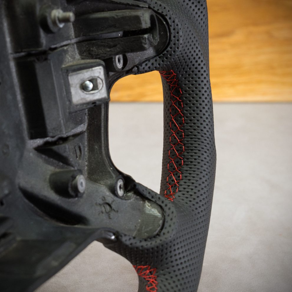 Obszycie kierownicy Opel Omega B