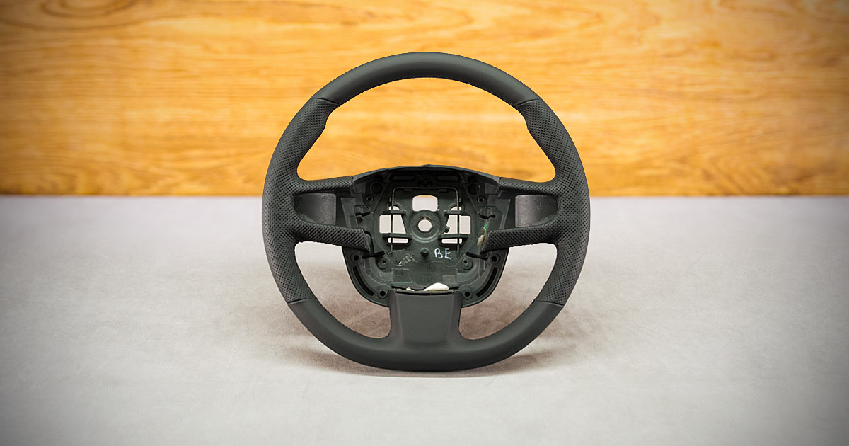 Obszycie kierownicy Peugeot 508