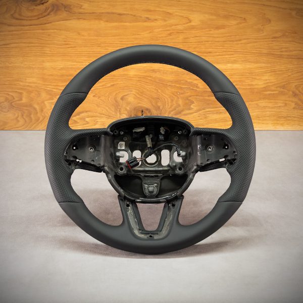 Kierownica Dodge Charger po obszyciu