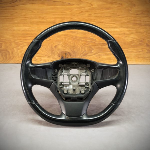 Kierownica Opel Vivaro przed obszyciem Kierownica Opel Vivaro przed obszyciem