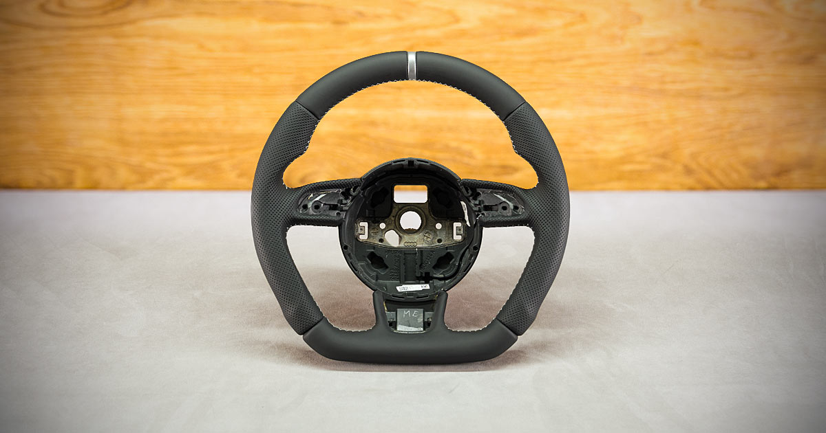 Modyfikacja i obszycie kierownicy Audi A3 8V