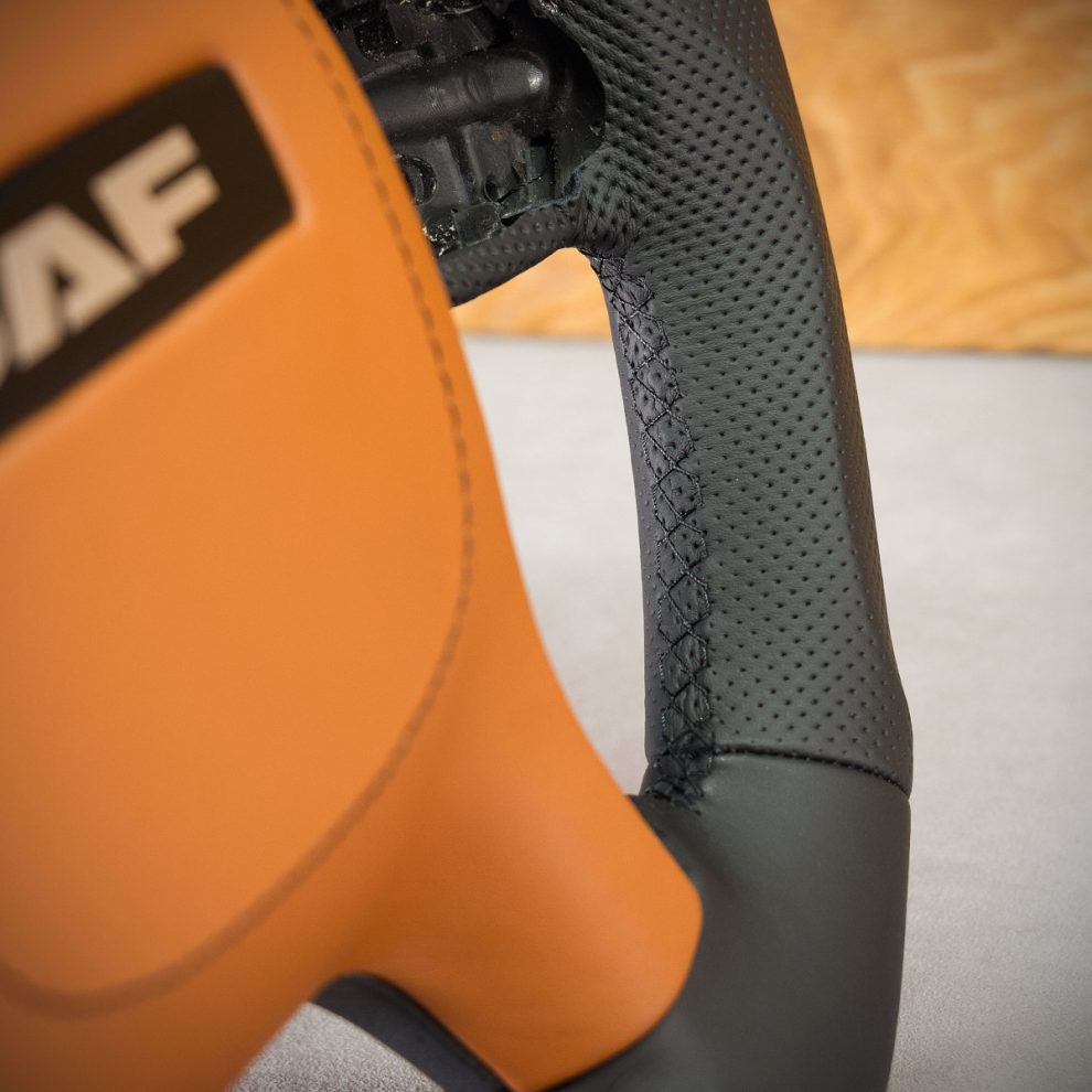 Modyfikacja i obszycie kierownicy DAF Euro 6