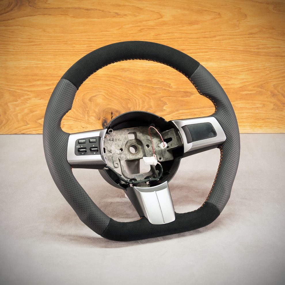 Modyfikacja i obszycie kierownicy Mazda MX-5 NC