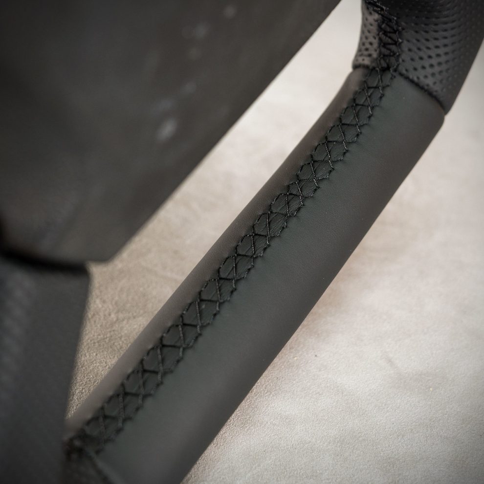 Modyfikacja i obszycie kierownicy Mercedes-Benz Atego