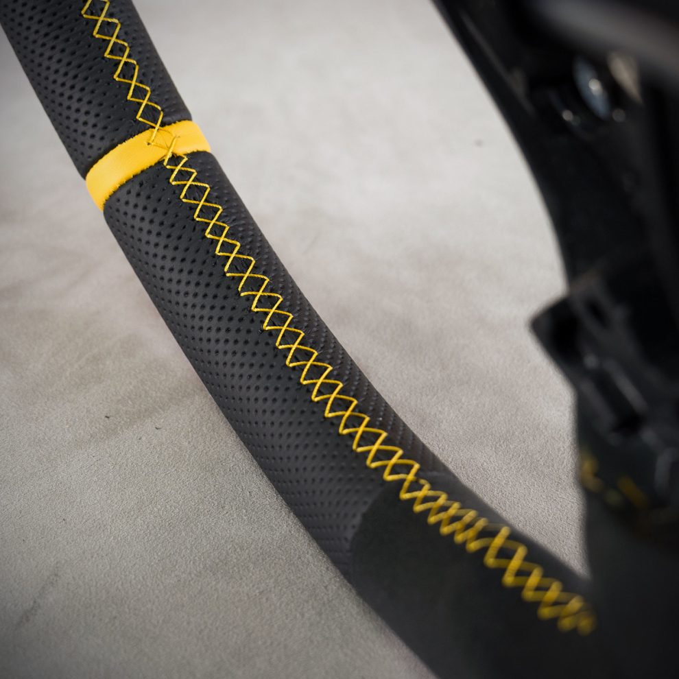 Modyfikacja i obszycie kierownicy Mercedes-Benz ML W164