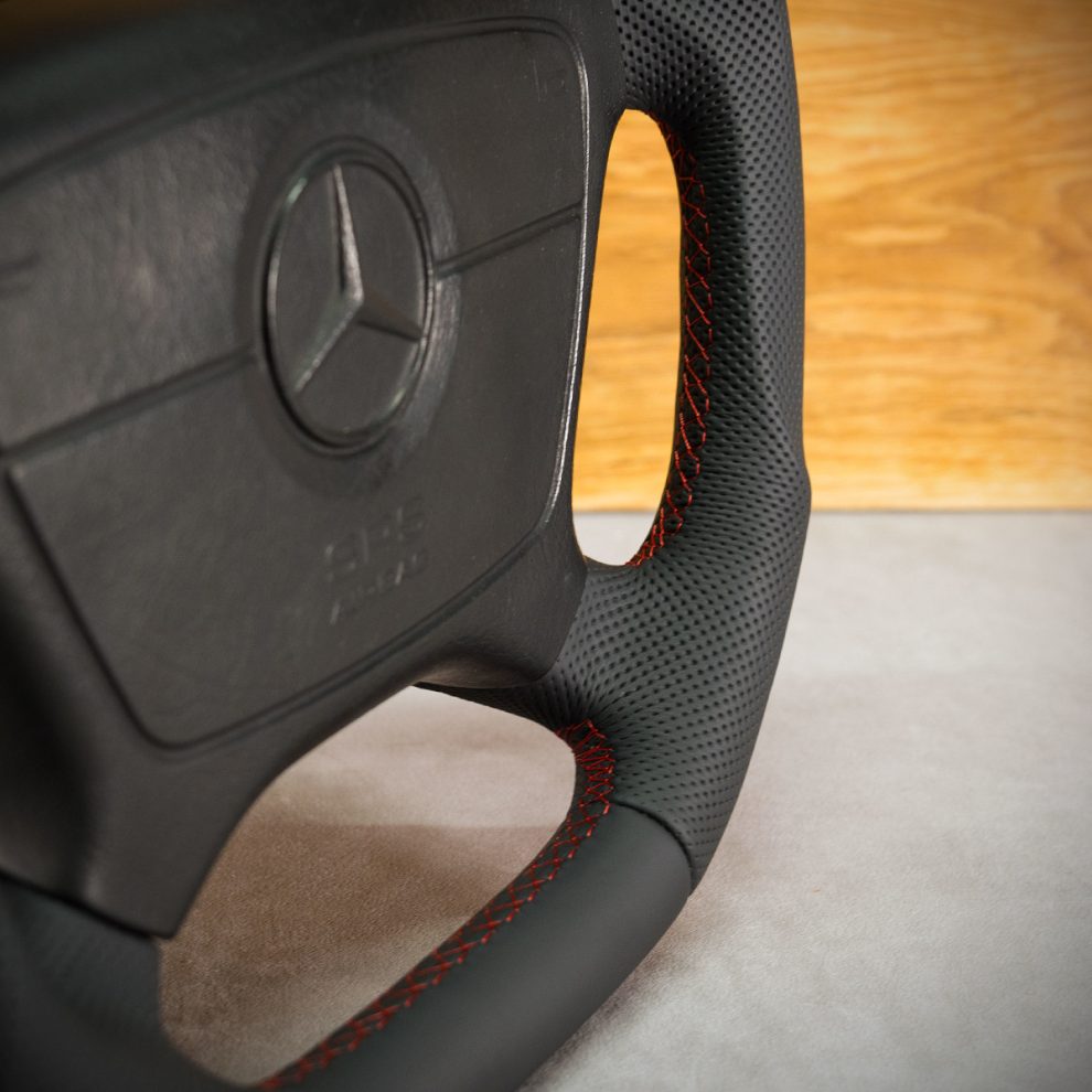 Modyfikacja i obszycie kierownicy Mercedes-Benz W124