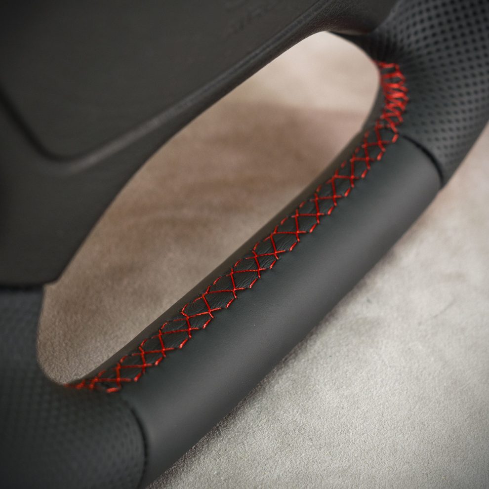 Modyfikacja i obszycie kierownicy Mercedes-Benz W124