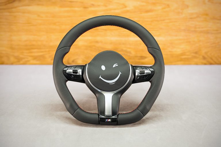 Modyfikacja i obszycie kierownicy BMW F10