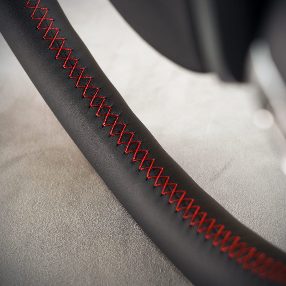 Modyfikacja i obszycie kierownicy BMW F10