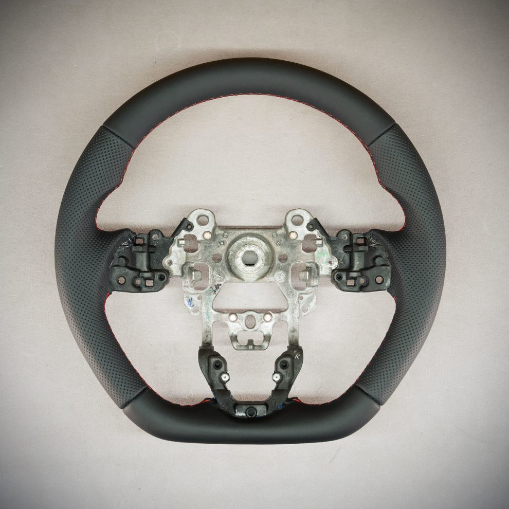 Modyfikacja i obszycie kierownicy Mazda CX-5