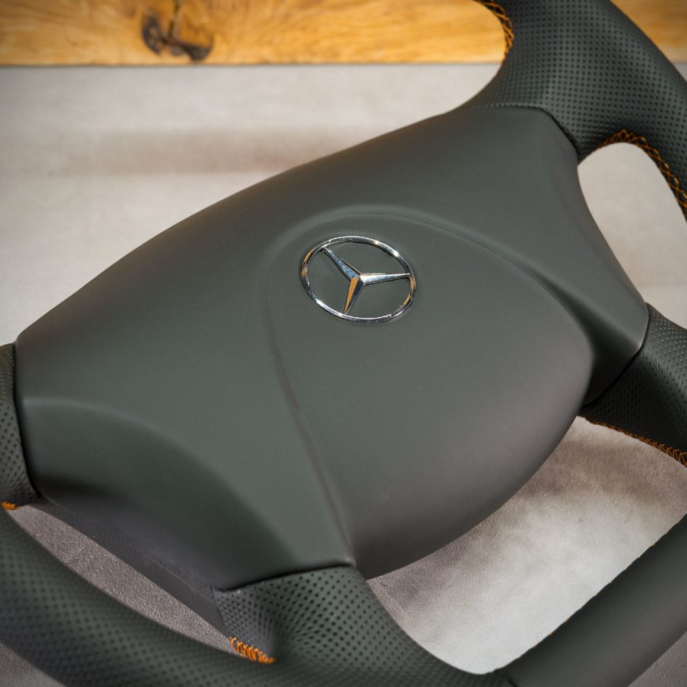 Modyfikacja i obszycie kierownicy Mercedes-Benz Atego