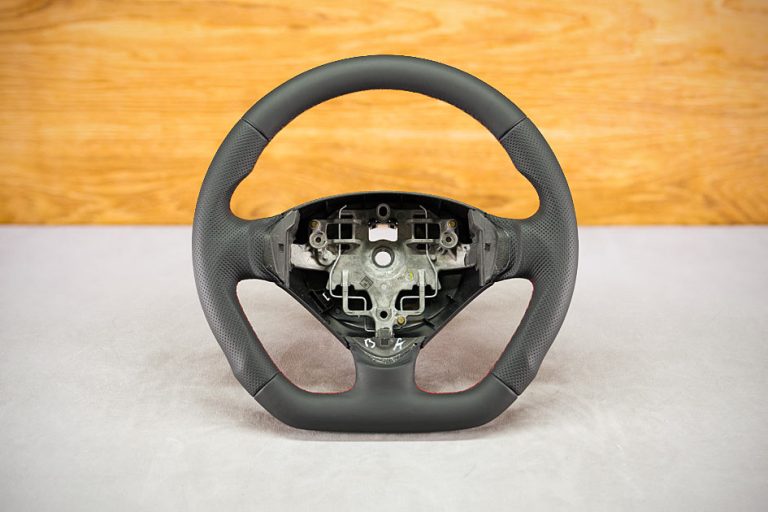 Modyfikacja i obszycie kierownicy Peugeot 207