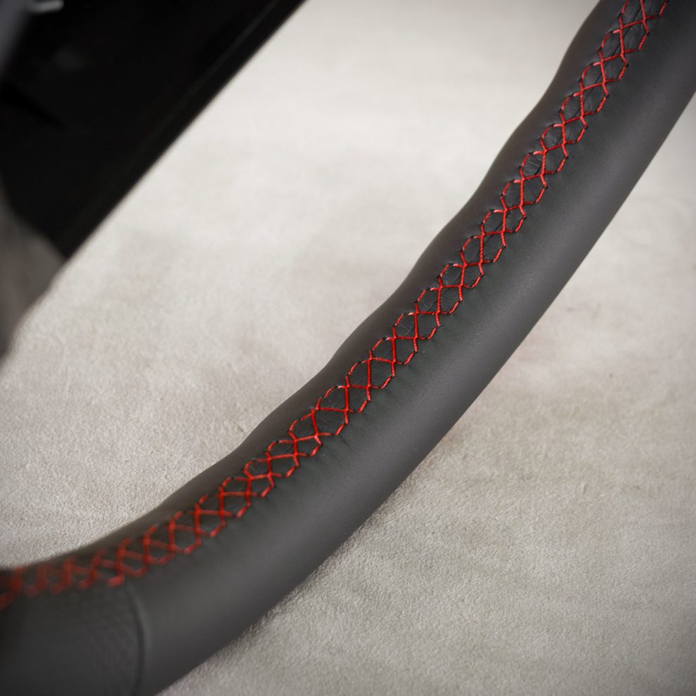 Modyfikacja i obszycie kierownicy Peugeot 207