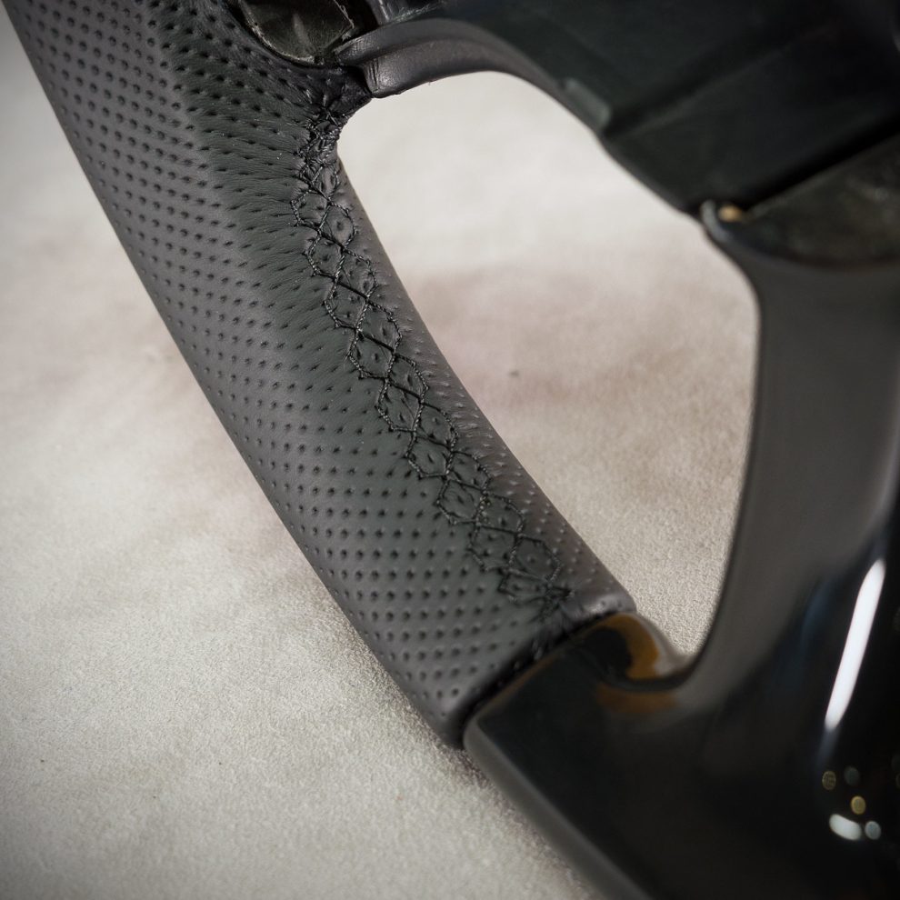 Obszycie kierownicy Mercedes-Benz W221