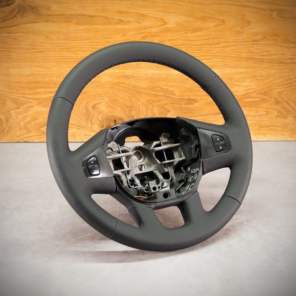 Obszycie kierownicy Opel Vivaro