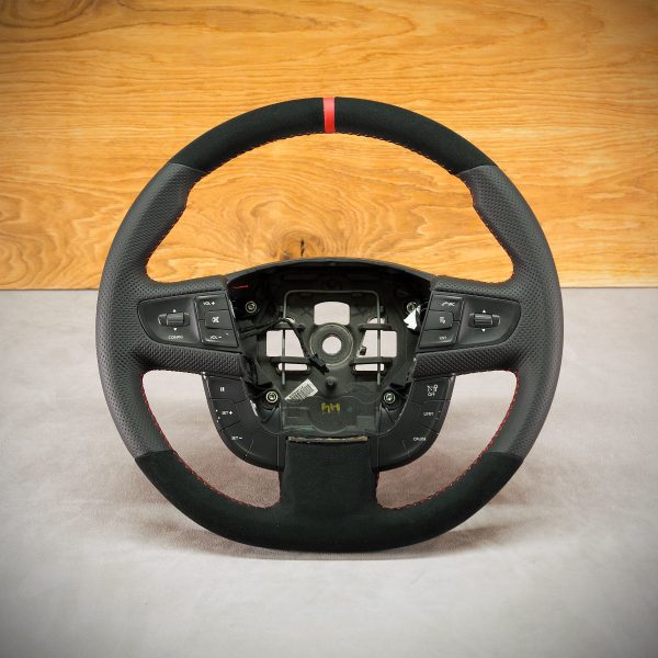 Kierownica Peugeot 508 po obszyciu