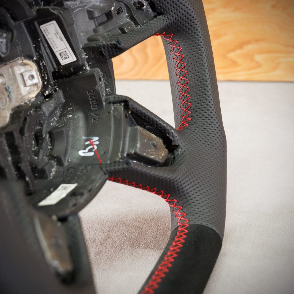 Obszycie kierownicy Audi A4 B8