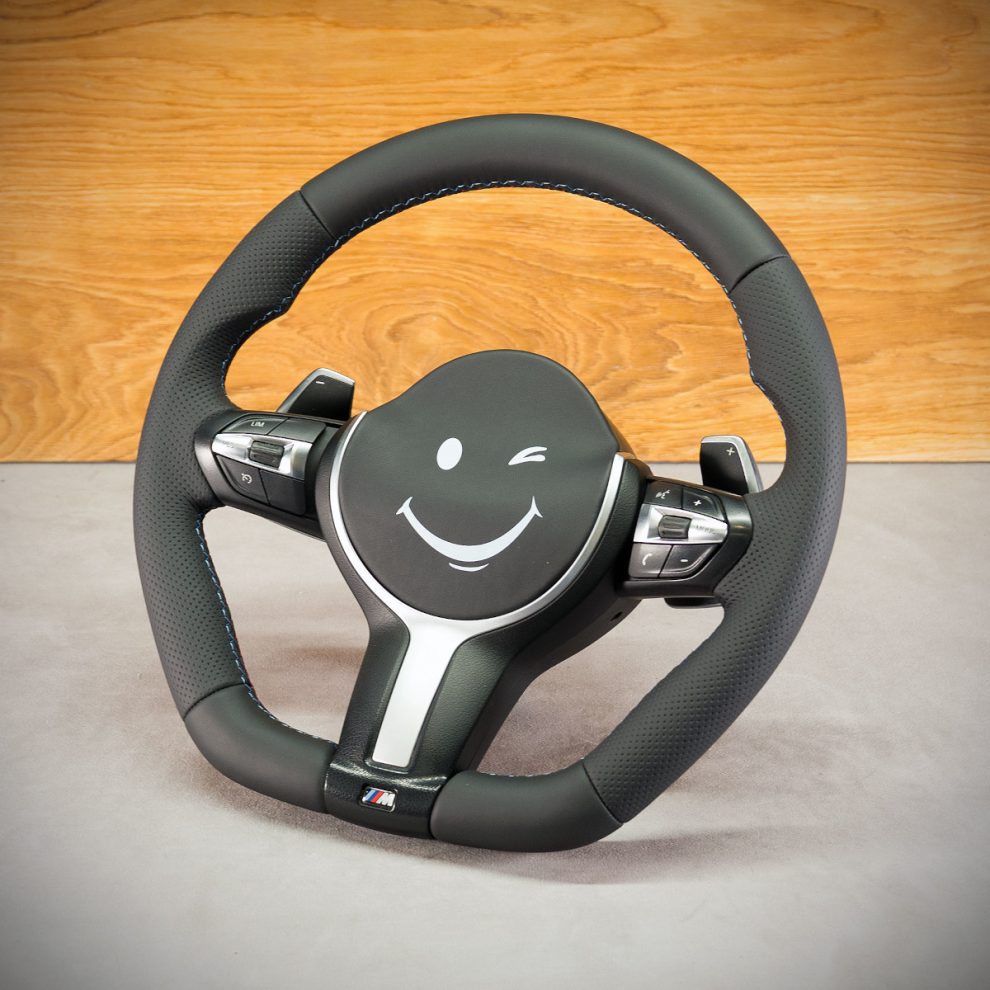 Modyfikacja i obszycie kierownicy BMW F06