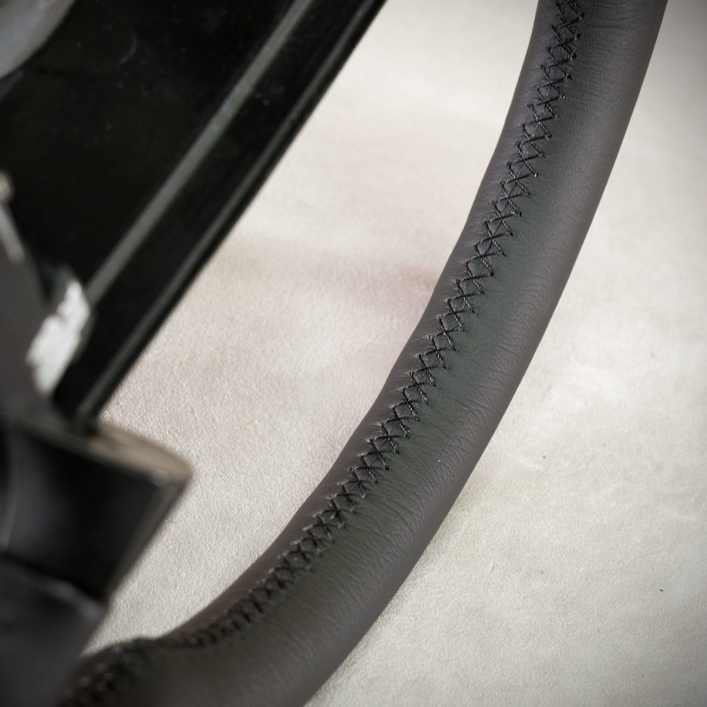 Obszycie kierownicy Porsche 944