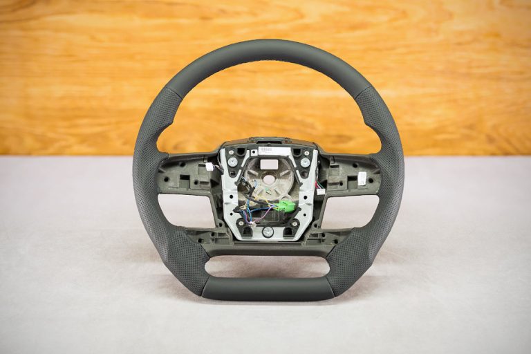 Modyfikacja i obszycie kierownicy Volvo FH5