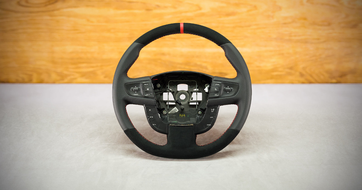 Obszycie kierownicy Peugeot 508