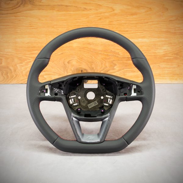 Kierownica Seat Leon III po obszyciu