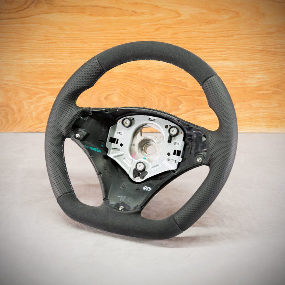 Modyfikacja i obszycie kierownicy BMW E90