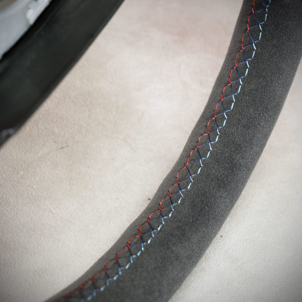 Modyfikacja i obszycie kierownicy BMW E90