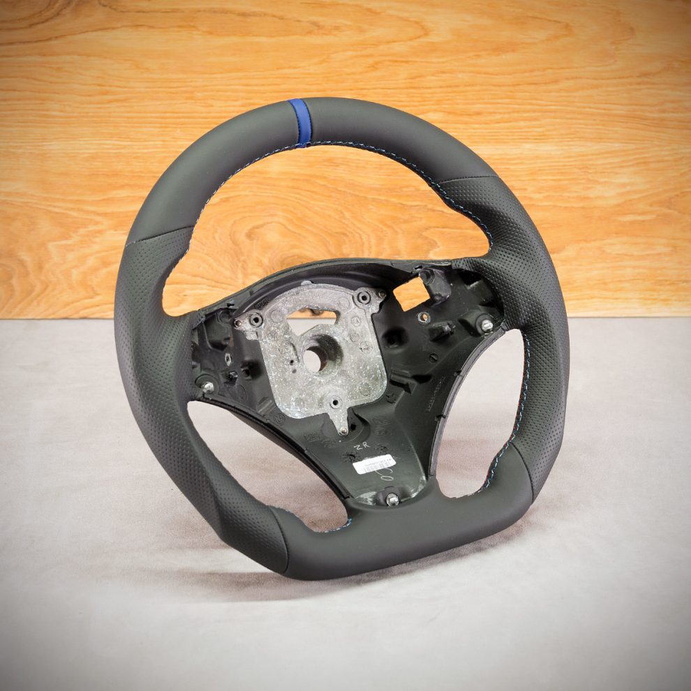 Obszycie kierownicy BMW E92