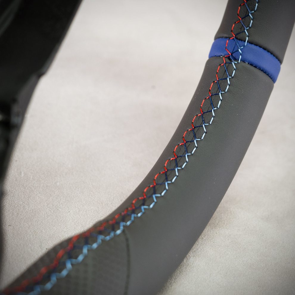 Obszycie kierownicy BMW E92