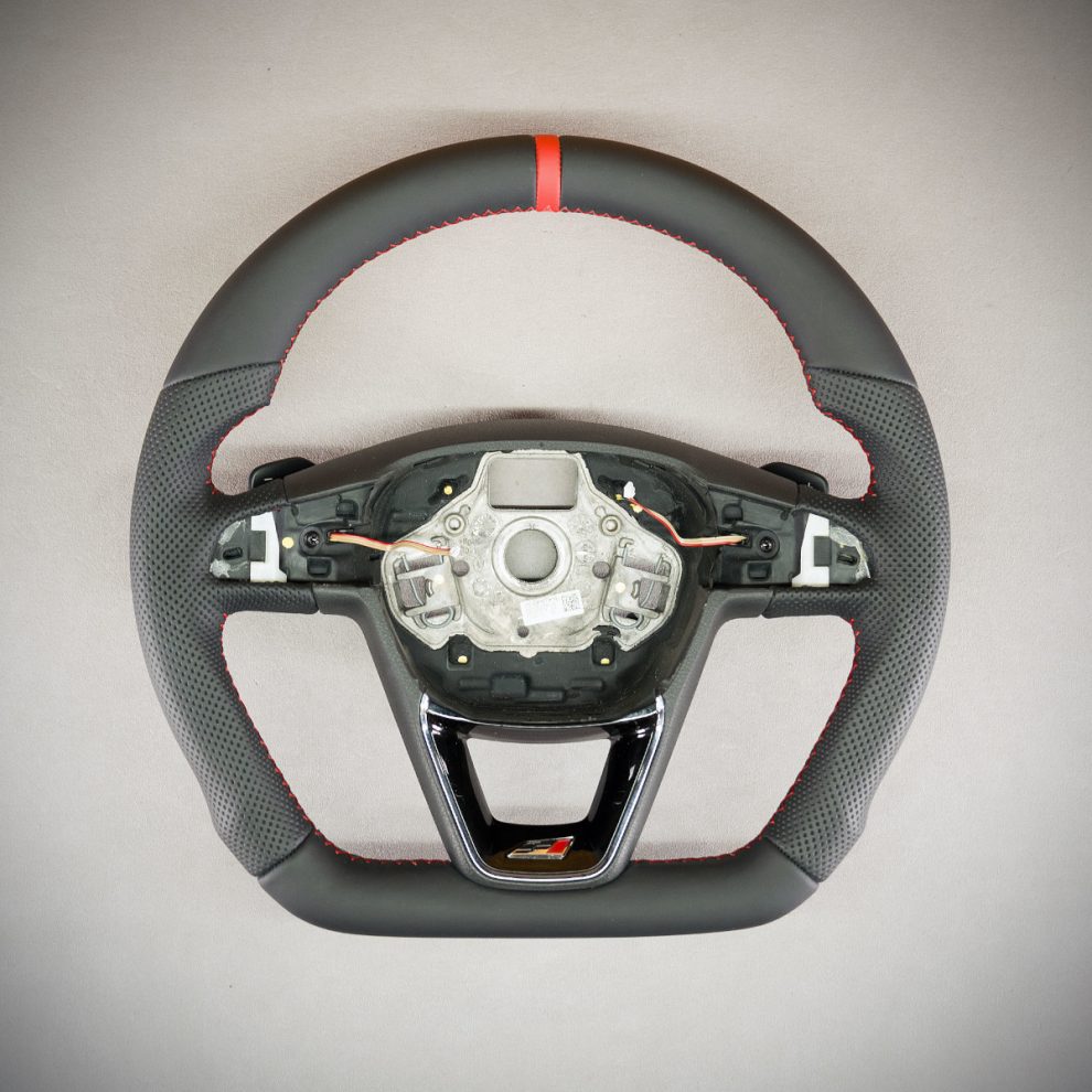 Obszycie kierownicy Seat Leon III