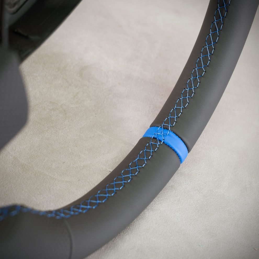 Modyfikacja i obszycie kierownicy Volkswagen Transporter T5