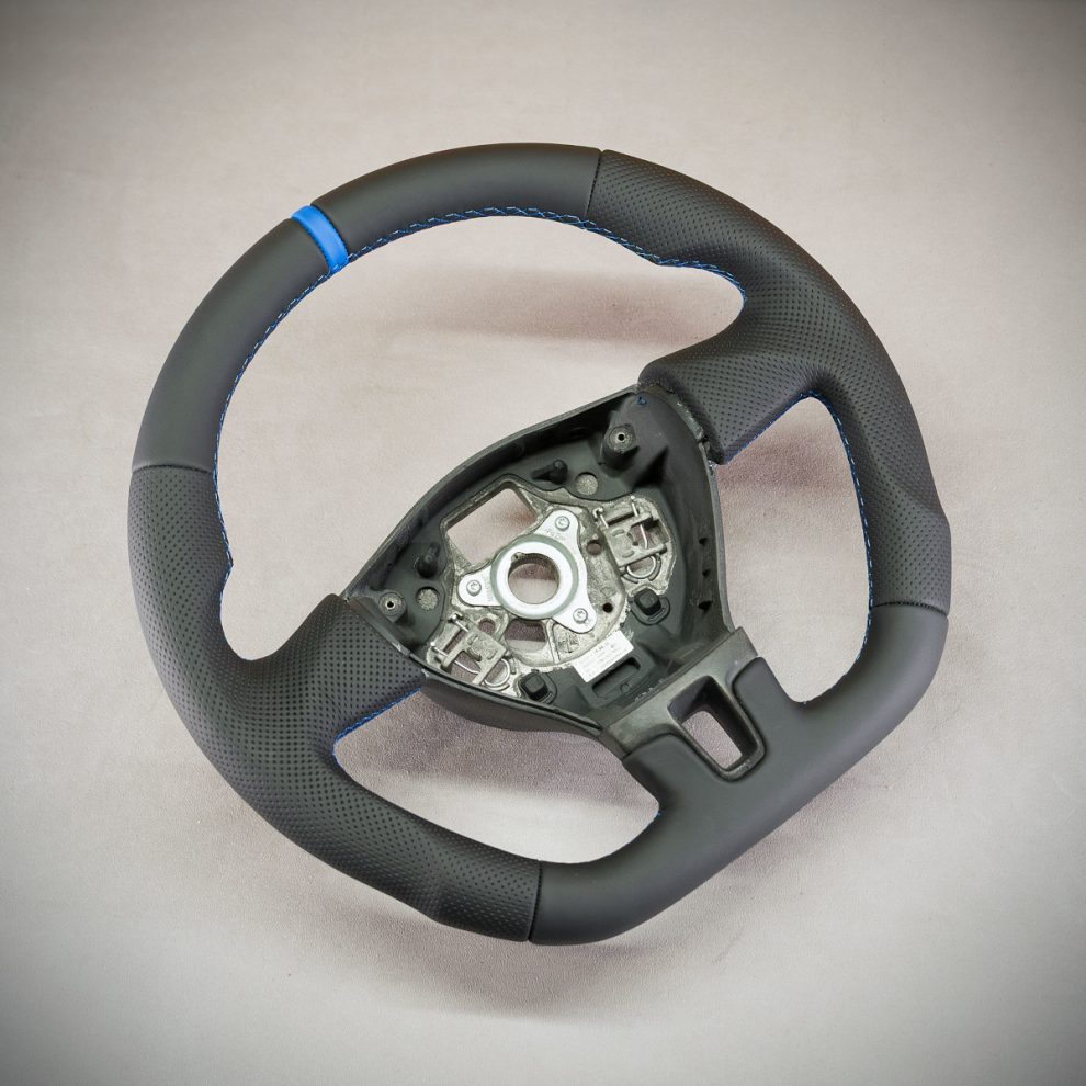 Modyfikacja i obszycie kierownicy Volkswagen Transporter T5