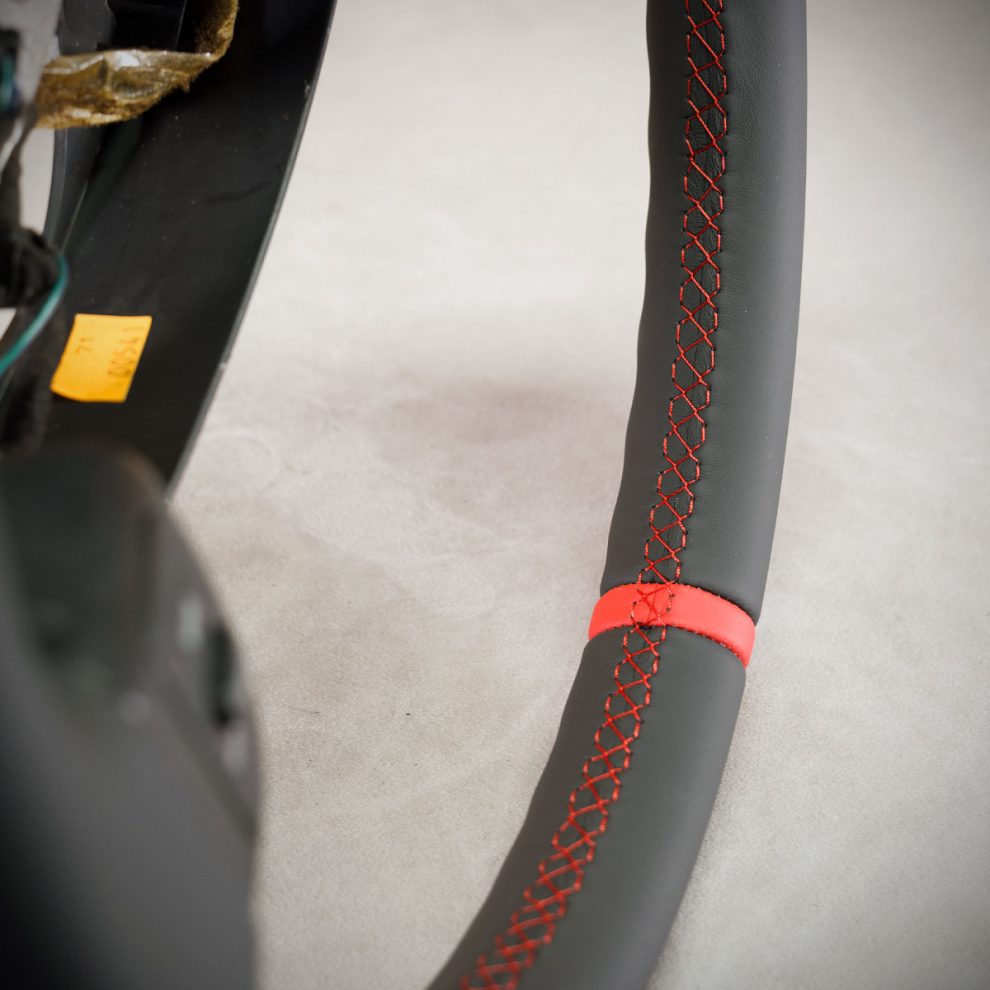 Obszycie kierownicy Dodge RAM