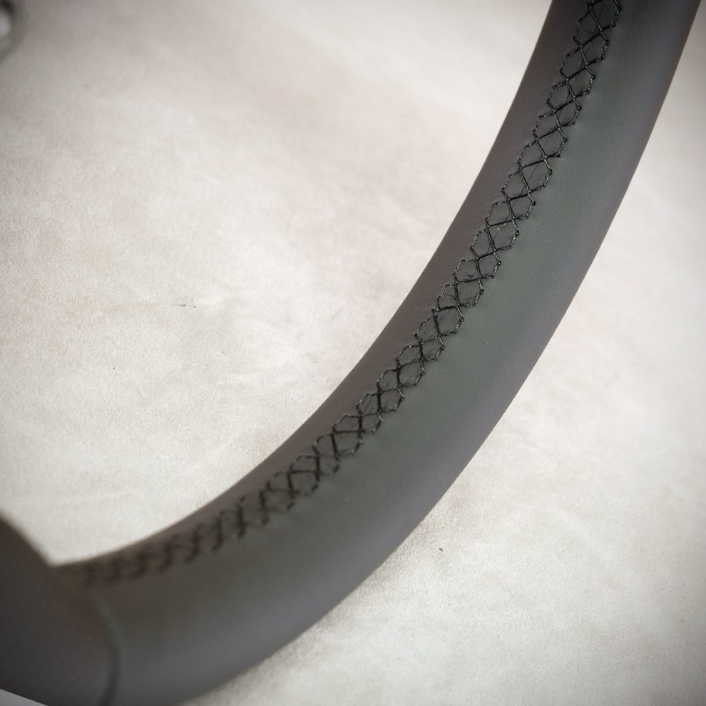 Obszycie kierownicy Mitsubishi Eclipse