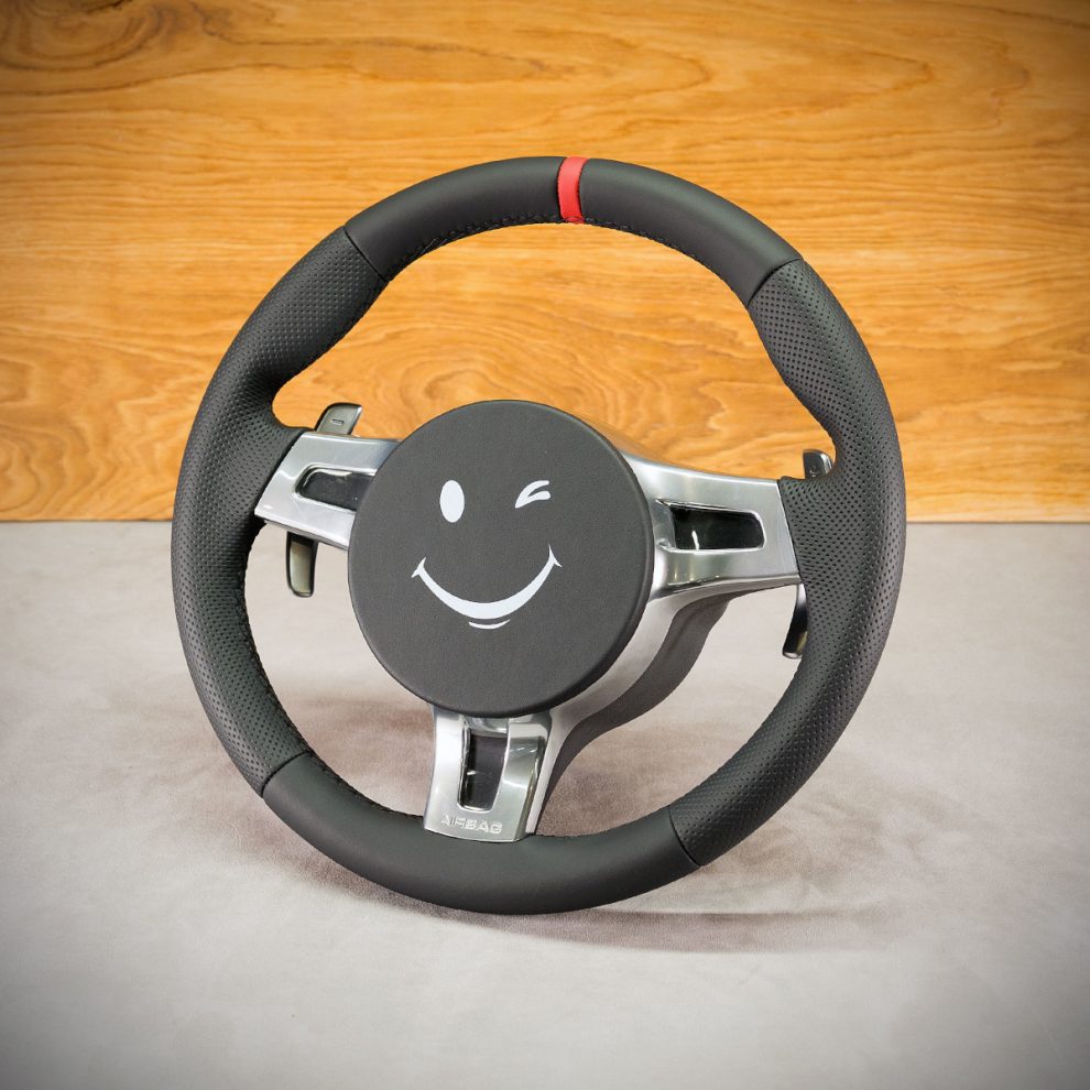 Obszycie kierownicy Porsche Cayman