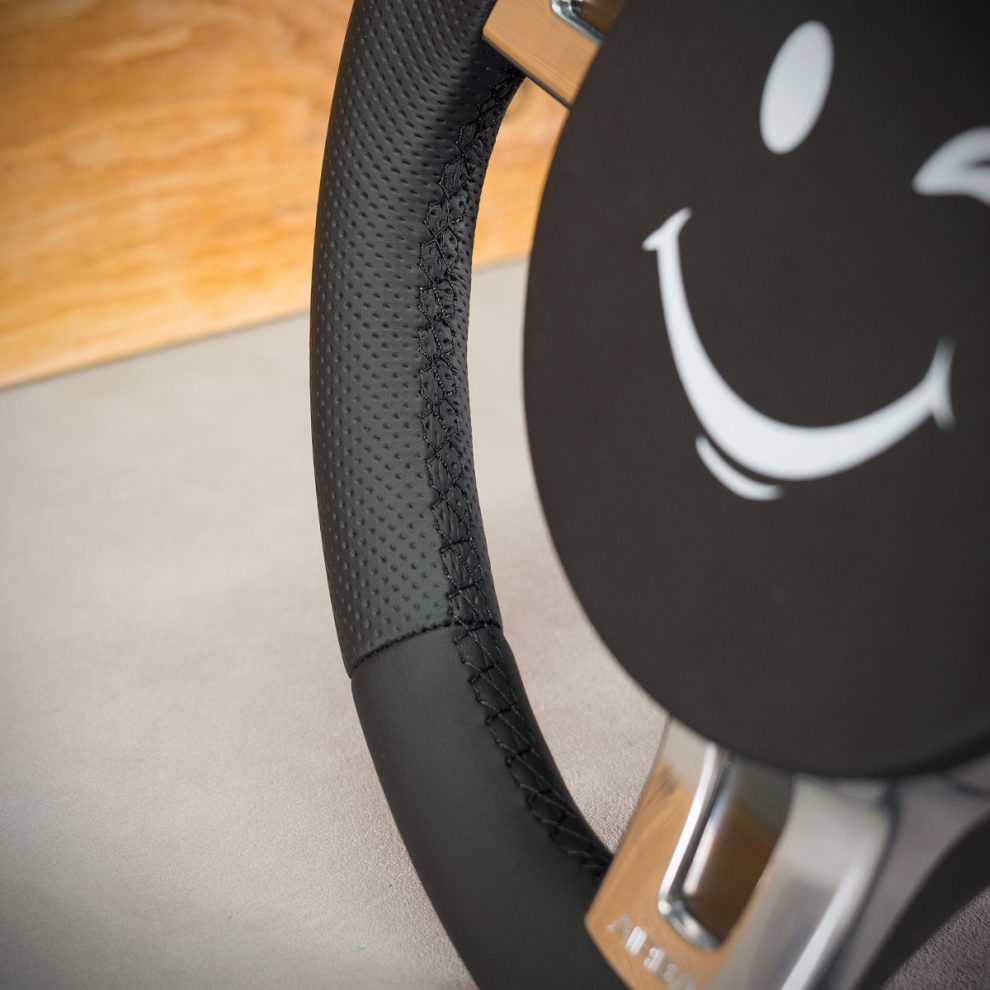 Obszycie kierownicy Porsche Cayman