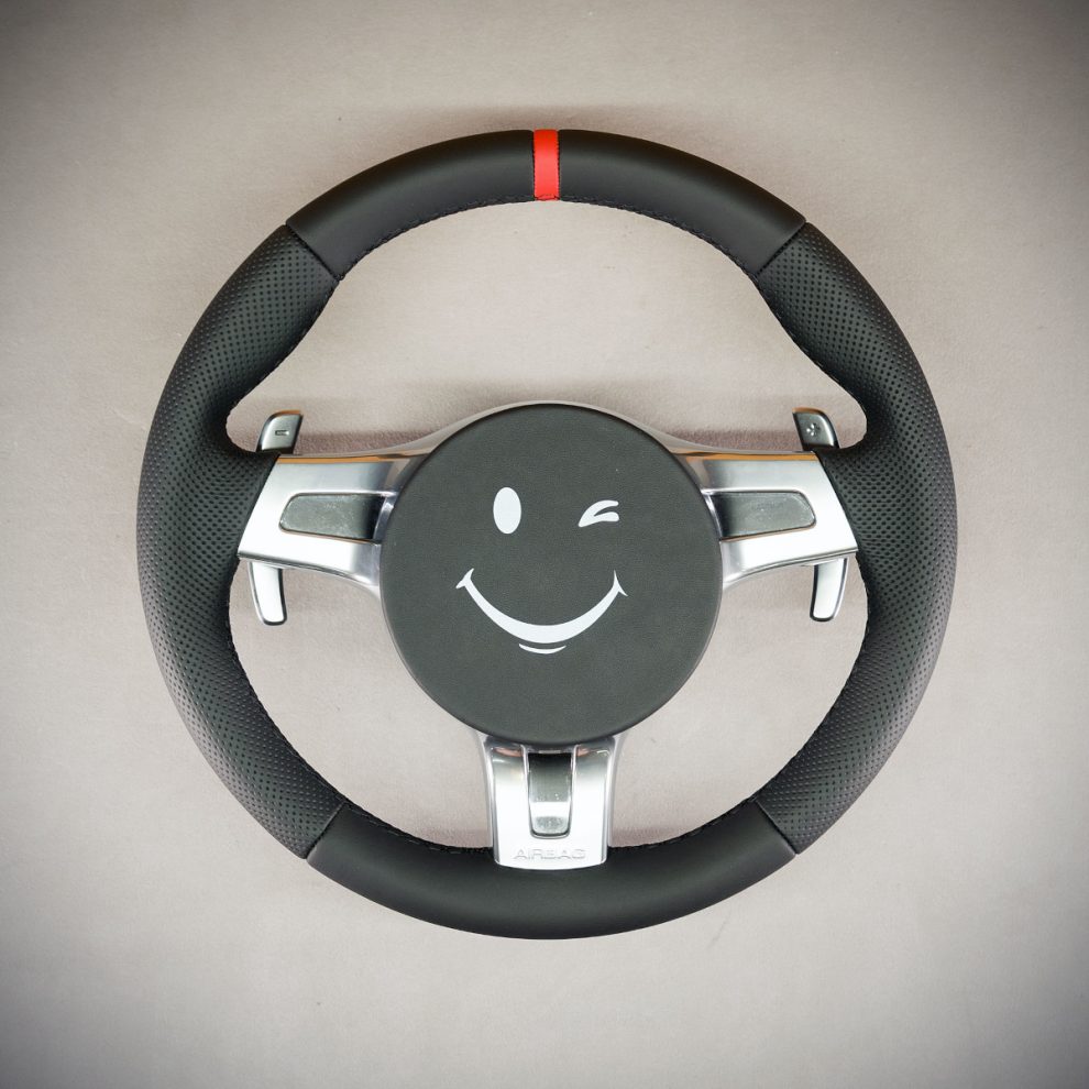 Obszycie kierownicy Porsche Cayman