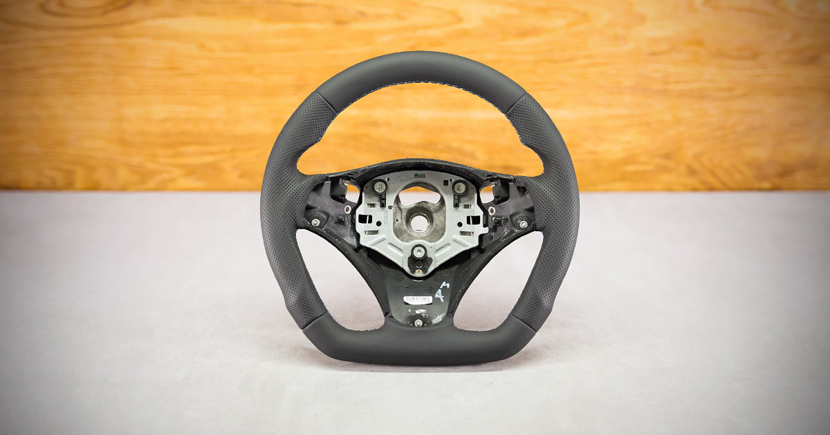 Modyfikacja i obszycie kierownicy BMW E93