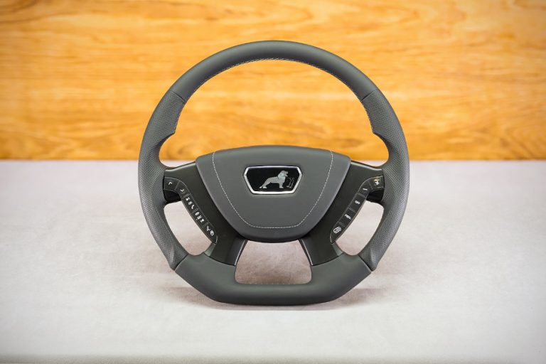 Modyfikacja i obszycie kierownicy MAN TGX