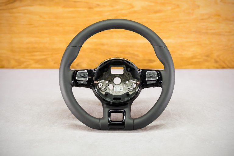 Modyfikacja i obszycie kierownicy Volkswagen Beetle