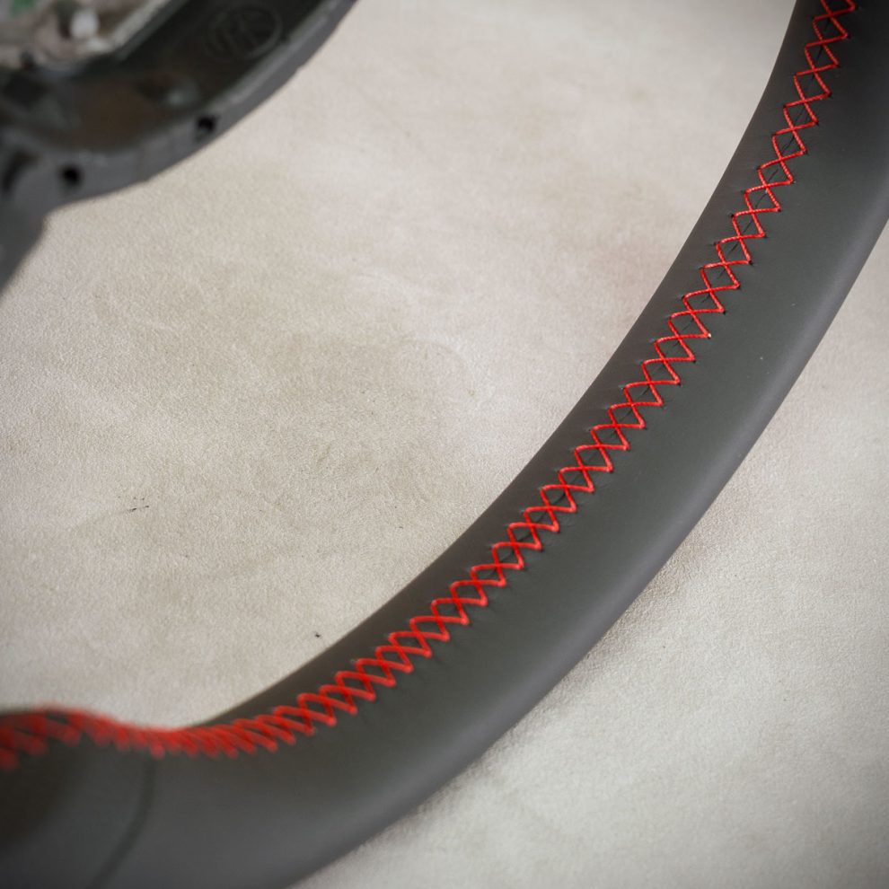 Obszycie kierownicy Volkswagen Polo 6C GTI