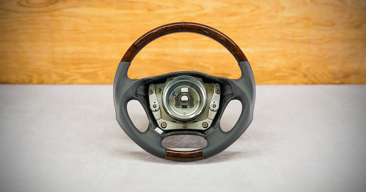 Obszycie kierownicy Mercedes-Benz ML W164 Obszycie kierownicy Mercedes-Benz ML W164