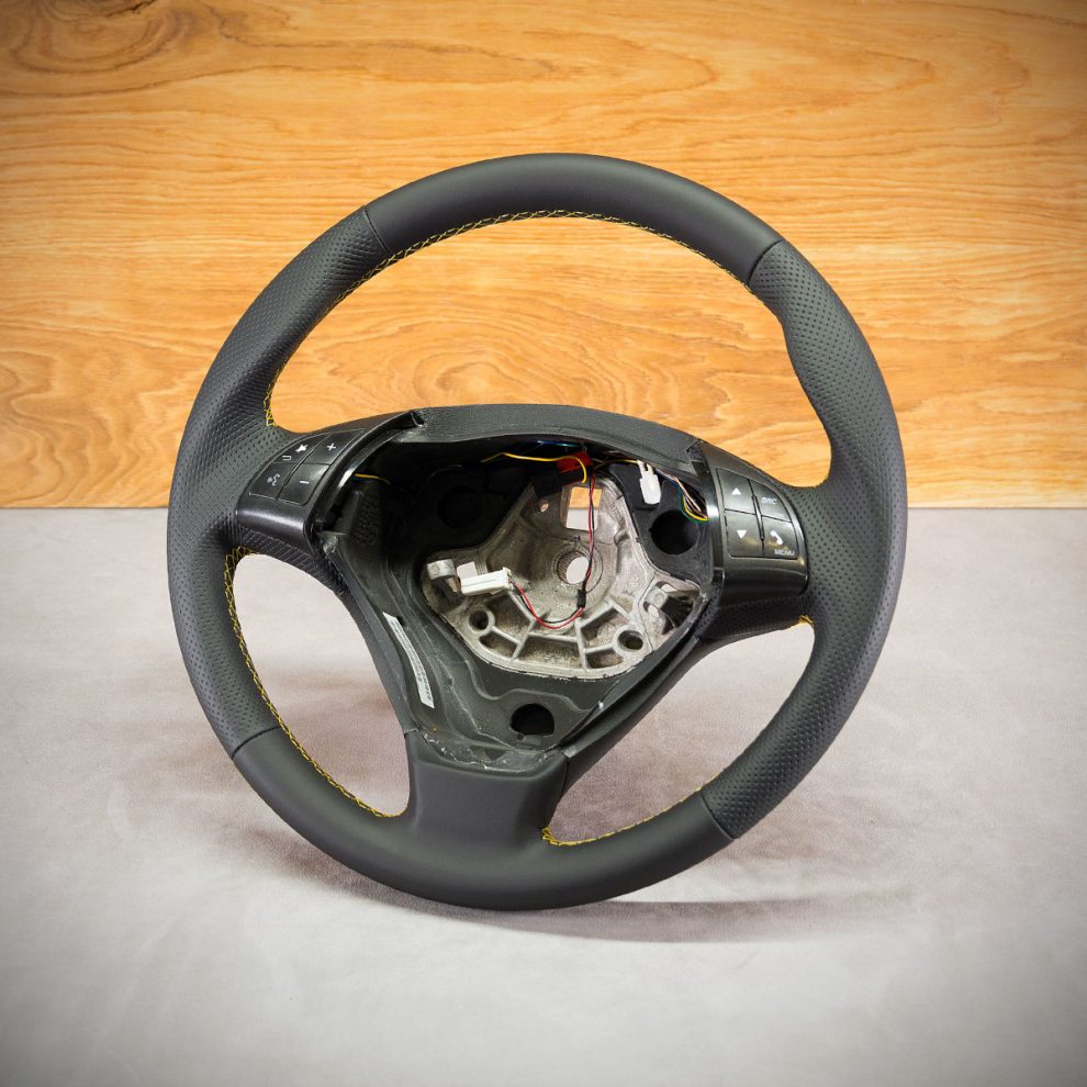 Obszycie kierownicy Opel Combo D