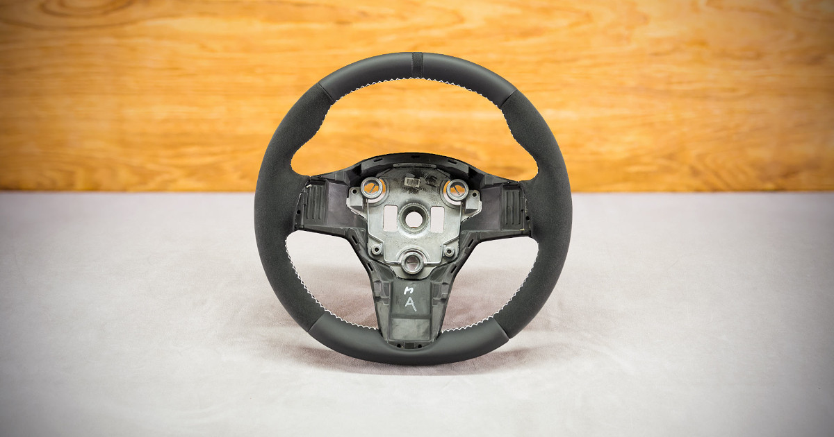 Obszycie kierownicy Tesla Model 3 Obszycie kierownicy Tesla Model 3