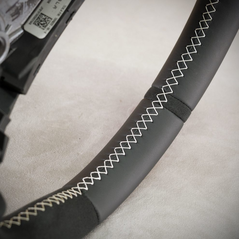 Obszycie kierownicy Tesla Model 3