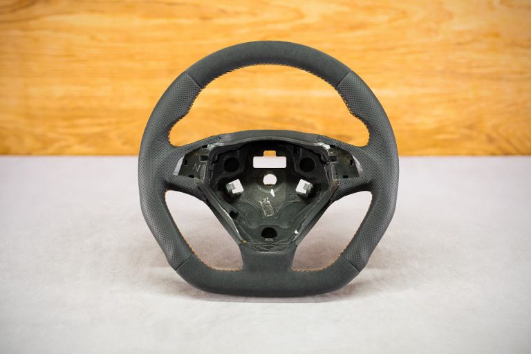 Modyfikacja i obszycie kierownicy Fiat Punto