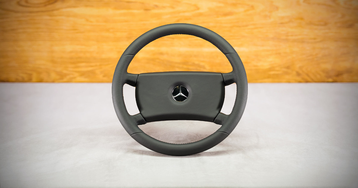 Modyfikacja i obszycie kierownicy Mercedes-Benz 500 Modyfikacja i obszycie kierownicy Mercedes-Benz 500